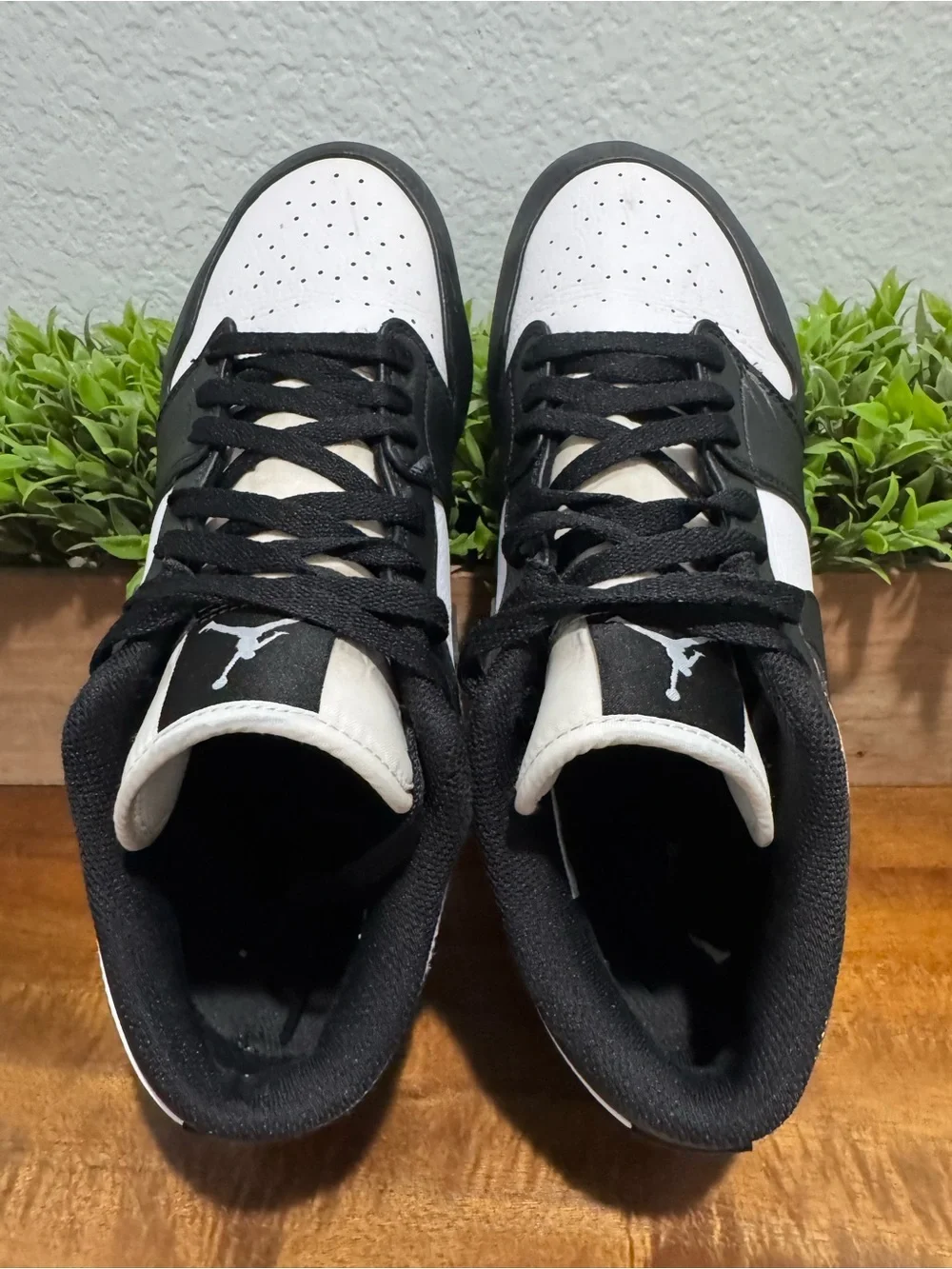Nike Air Jordan 1 Low TD Panda Black Football Cleats FJ6245-100 Mens Size 10.5